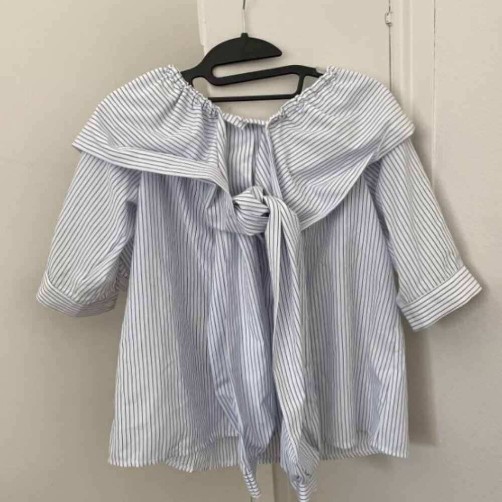 Bundle 2+ items for 30% off storets stripes blue white blouse